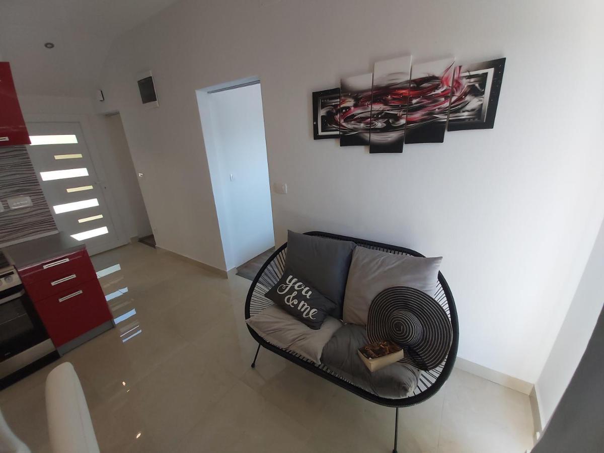 Anita Prizba Apartment Exterior photo