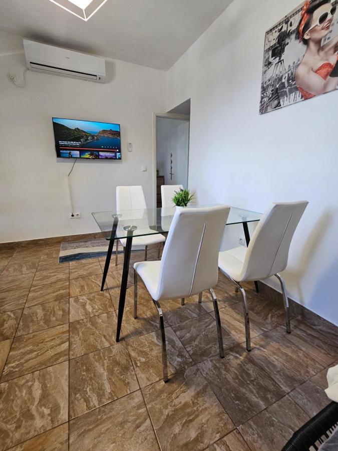 Anita Prizba Apartment Exterior photo